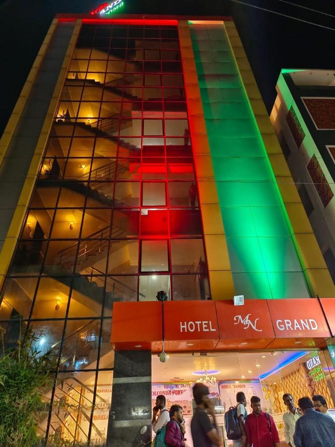 Hotel Mn Grand Shamshabad Airport Zone Hyderabad Eksteriør billede