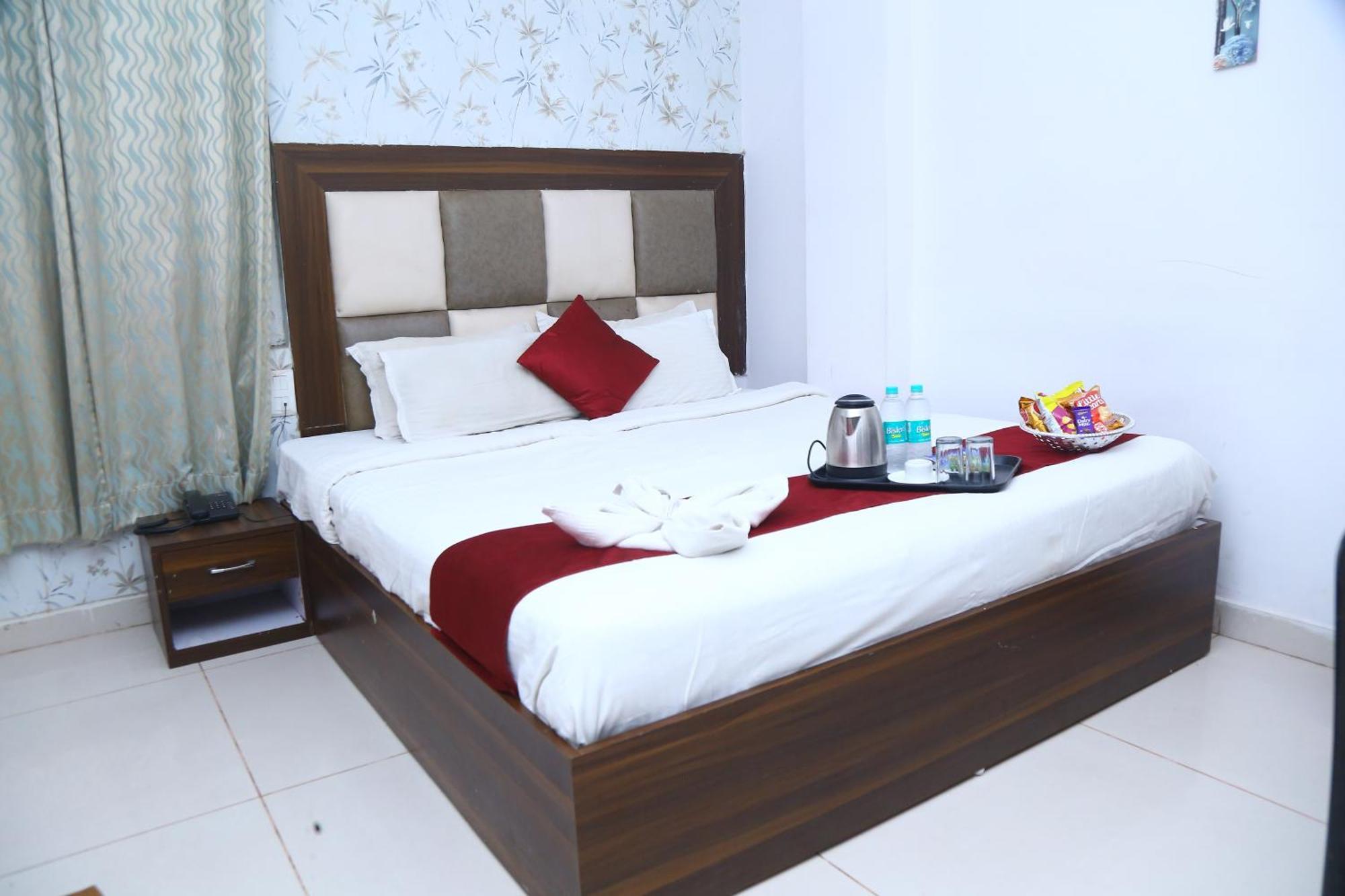 Hotel Mn Grand Shamshabad Airport Zone Hyderabad Eksteriør billede