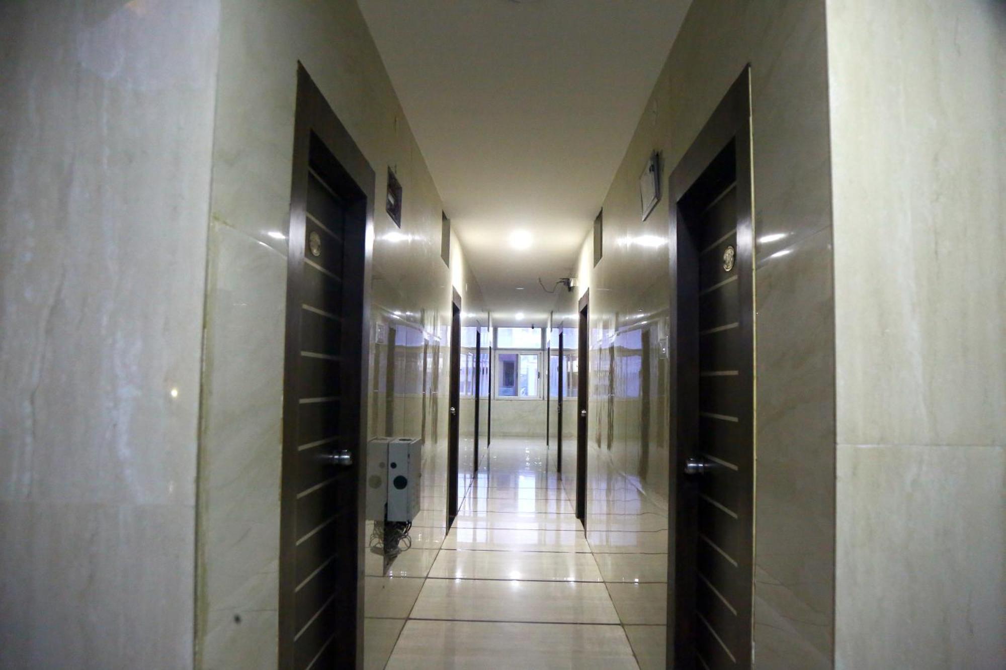Hotel Mn Grand Shamshabad Airport Zone Hyderabad Eksteriør billede