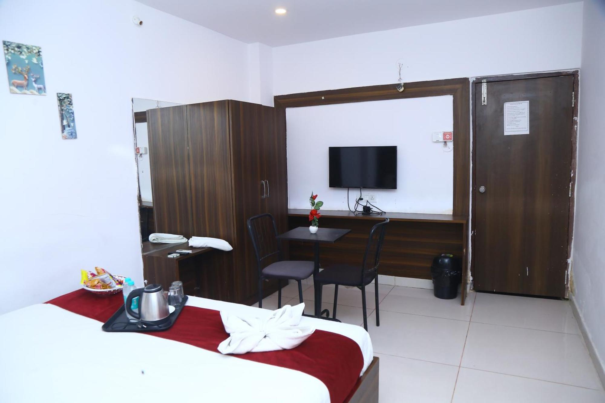 Hotel Mn Grand Shamshabad Airport Zone Hyderabad Eksteriør billede