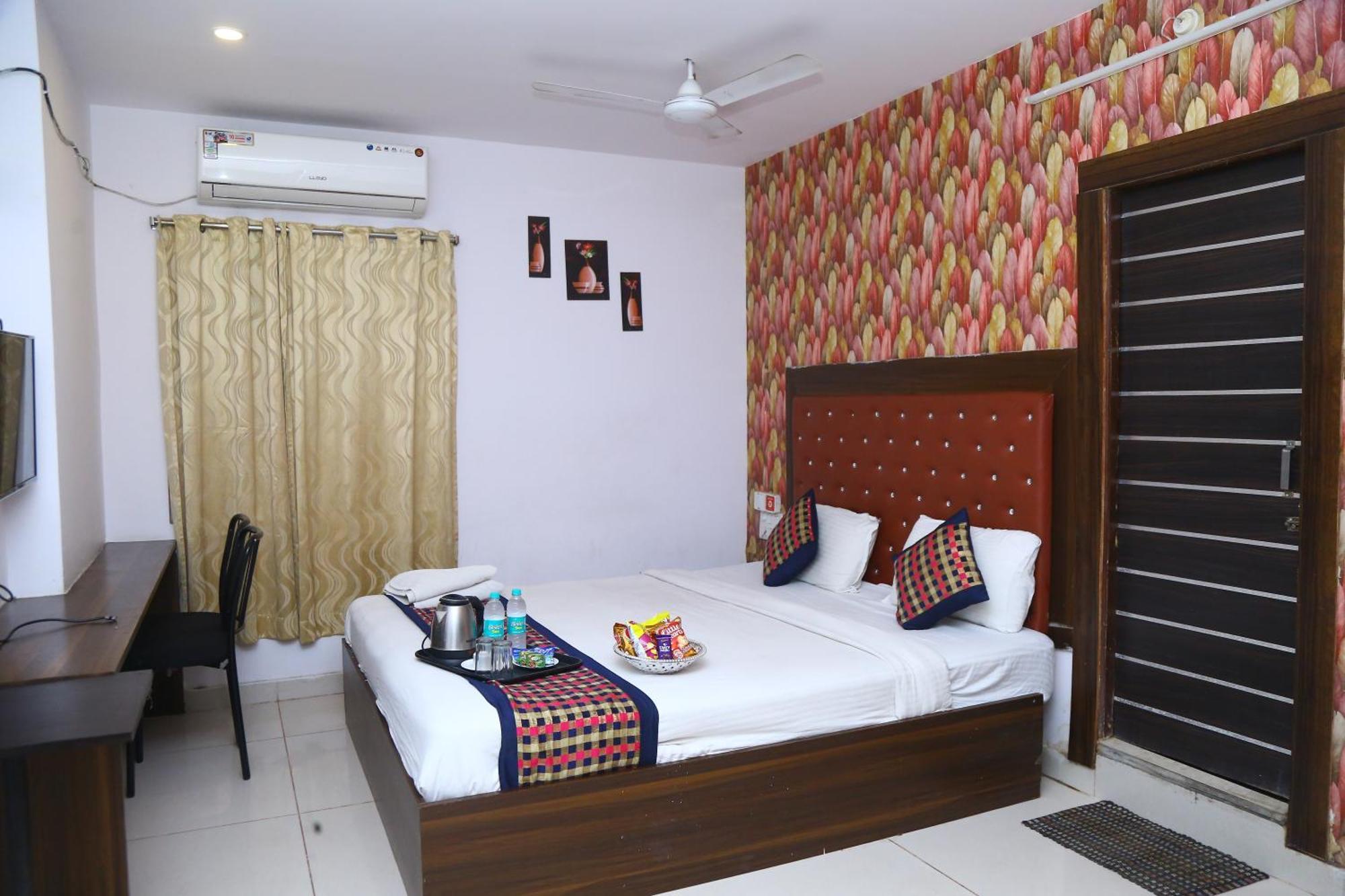 Hotel Mn Grand Shamshabad Airport Zone Hyderabad Eksteriør billede