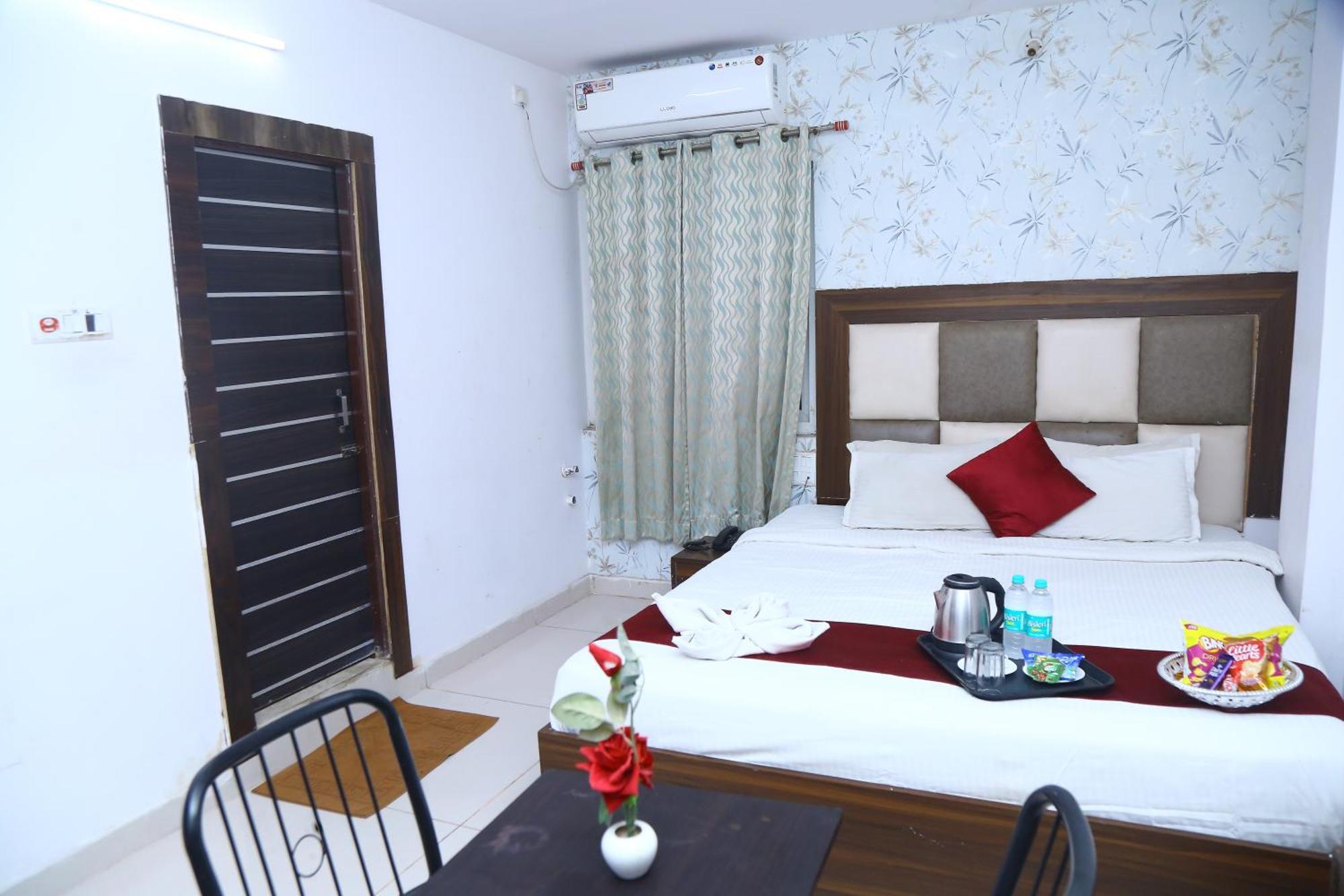 Hotel Mn Grand Shamshabad Airport Zone Hyderabad Eksteriør billede