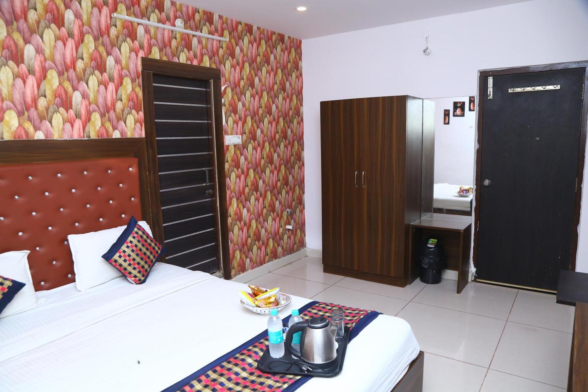 Hotel Mn Grand Shamshabad Airport Zone Hyderabad Eksteriør billede