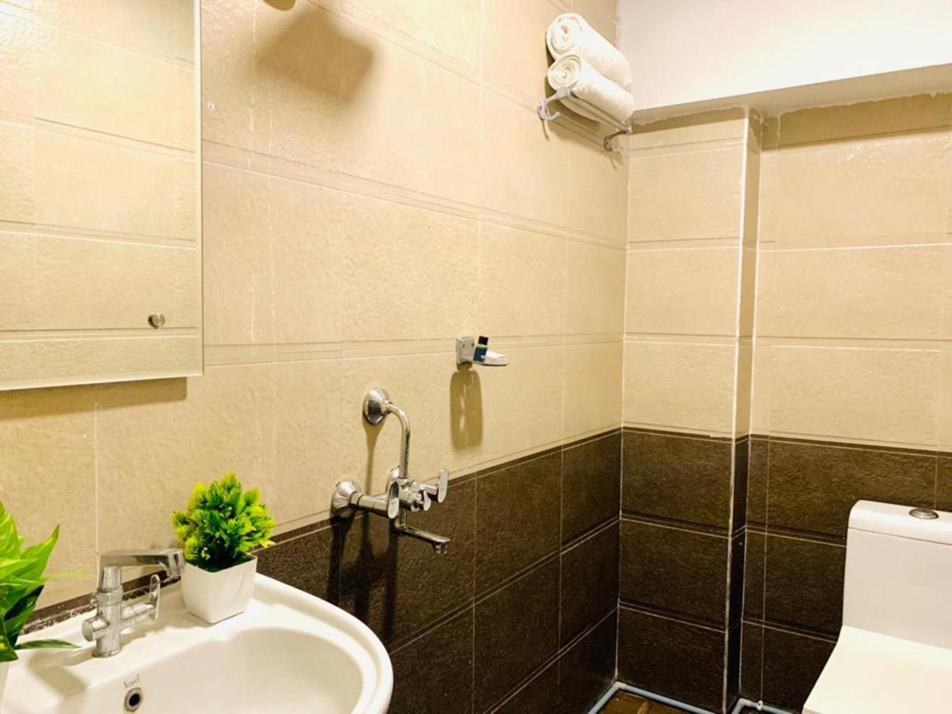 Hotel Mn Grand Shamshabad Airport Zone Hyderabad Eksteriør billede